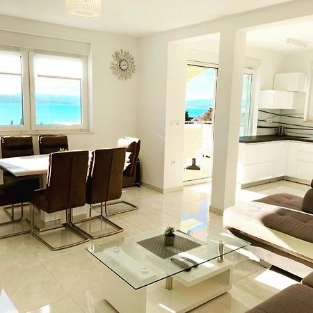 Luxury App Anna Apartment Криквеница Екстериор снимка